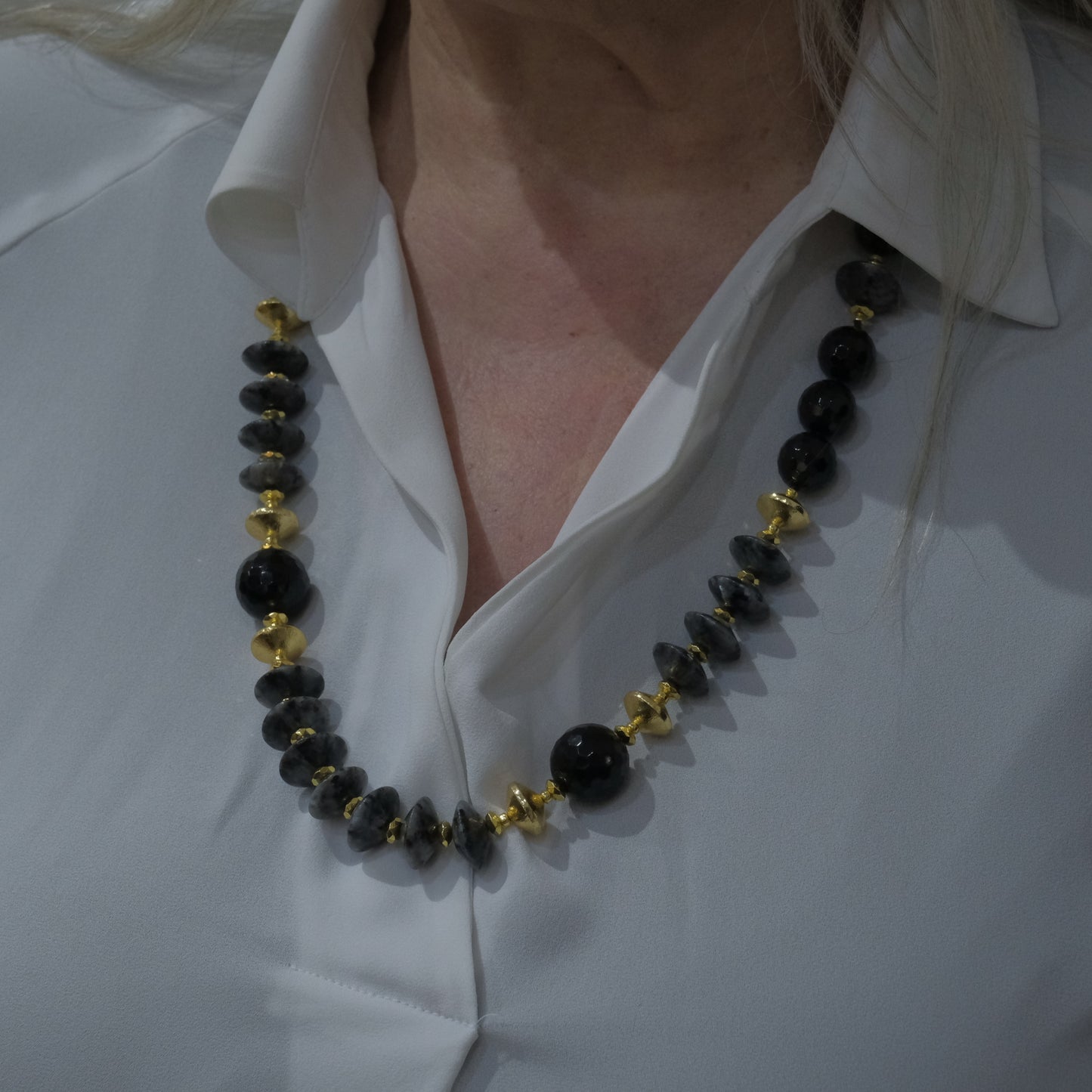 Collana di pietre dure