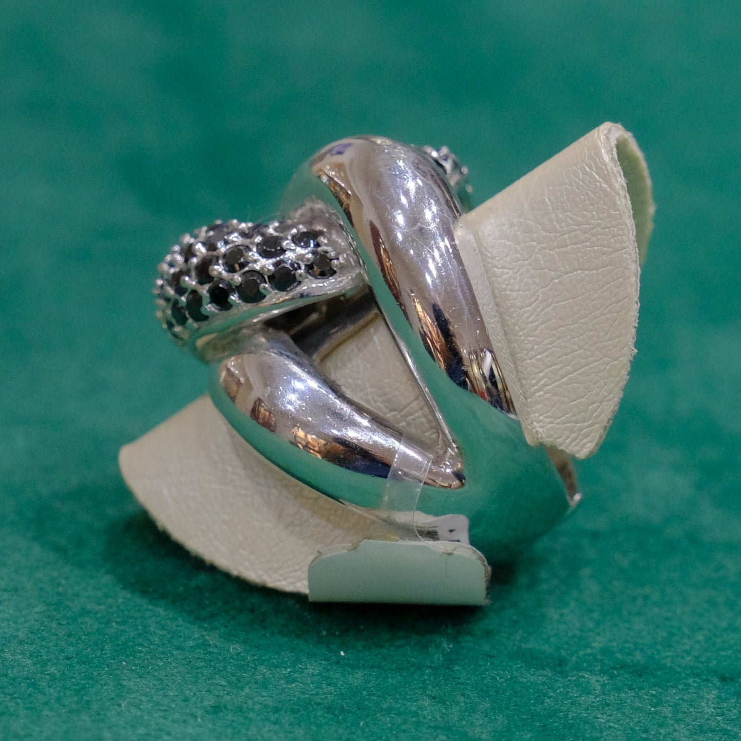 Anello in argento 925, regolabile, con pietre nere